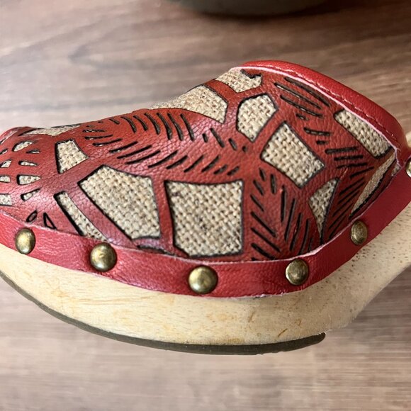 Kenneth Cole Peep Toe Wooden Wedge Clog Backless Heels Sz 9 - Picture 9 of 16